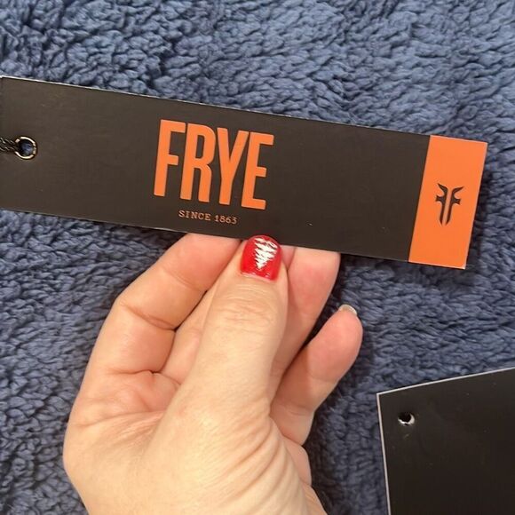 Frye NWT Sherpa Blanket Throw Reversible white Blue 50" x 60" - Picture 3 of 7